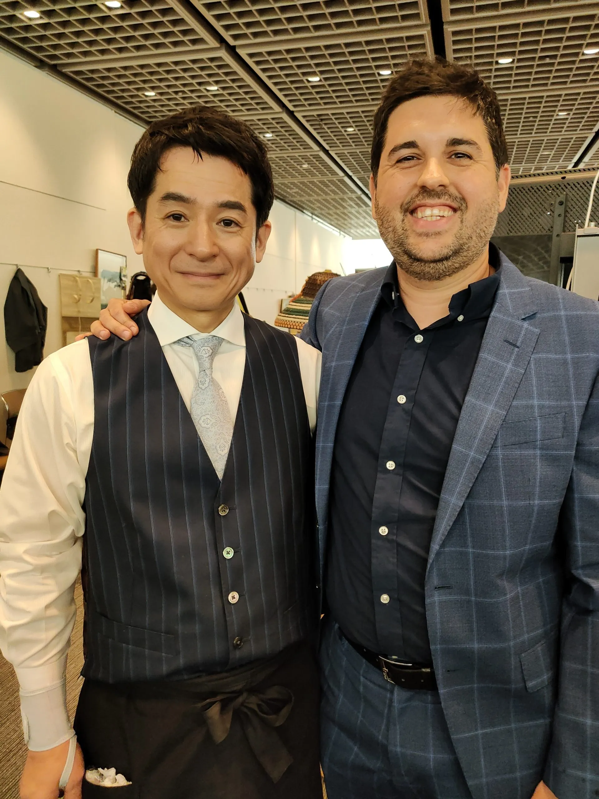 Biannual dealers Tokio auction 5