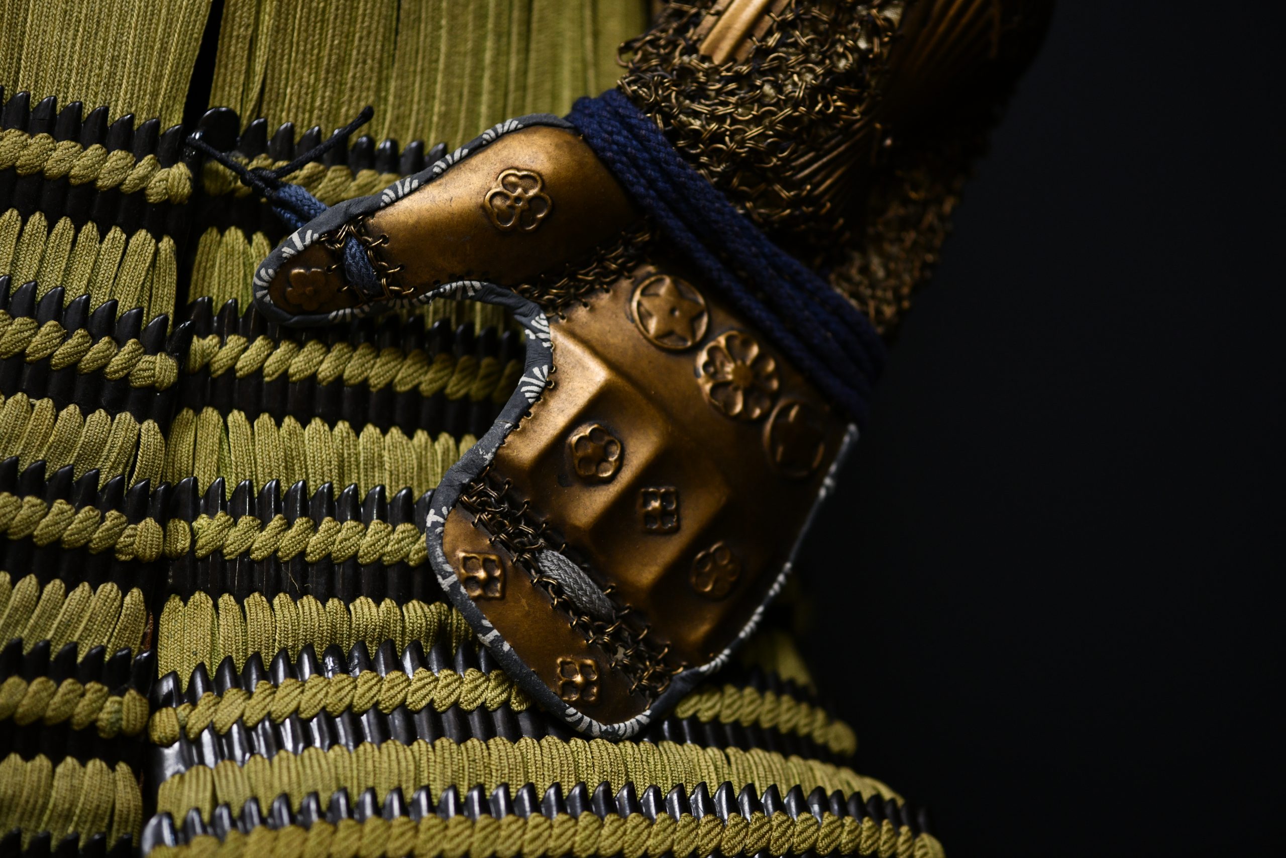 Gusoku pheasant kawari kabuto