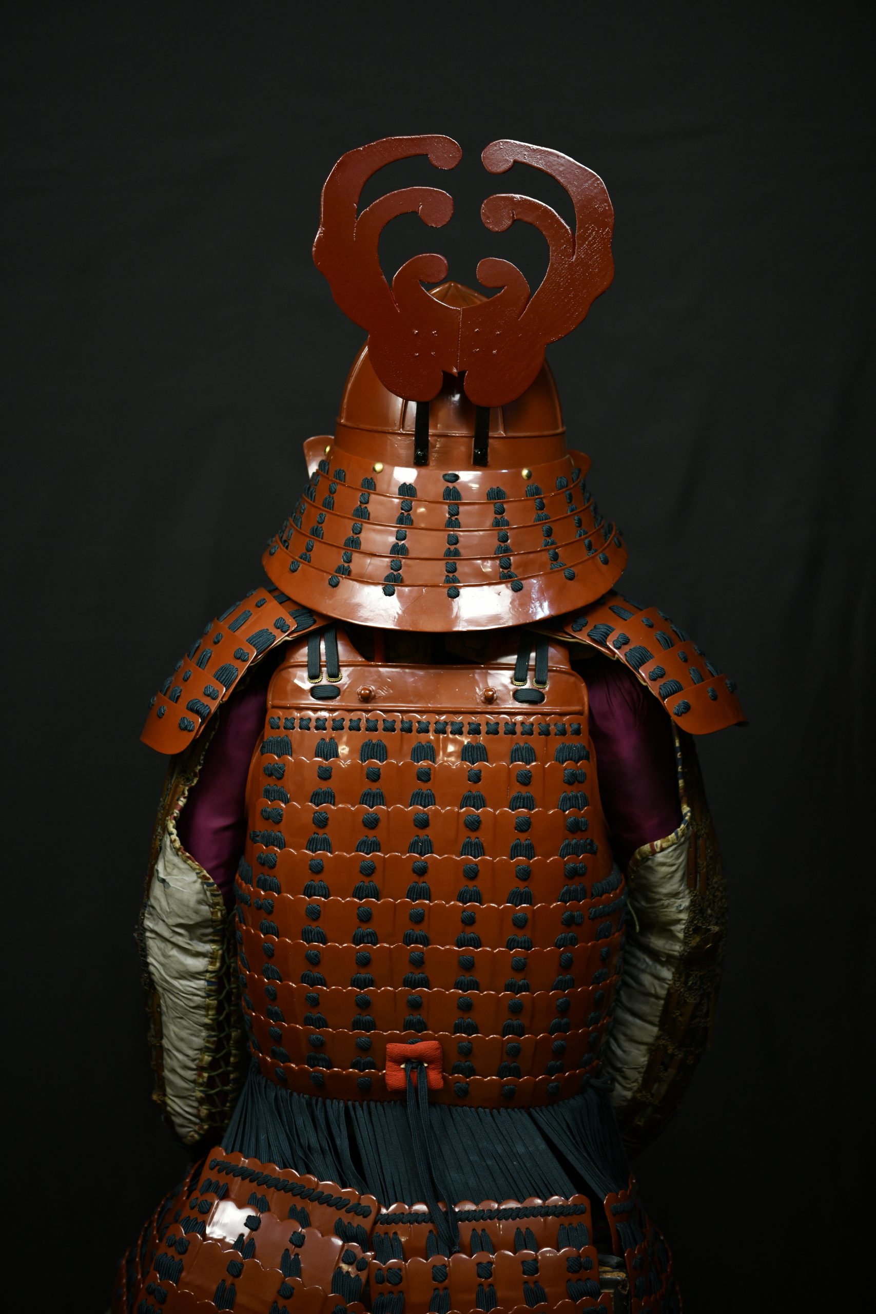 Gusoku vermilion