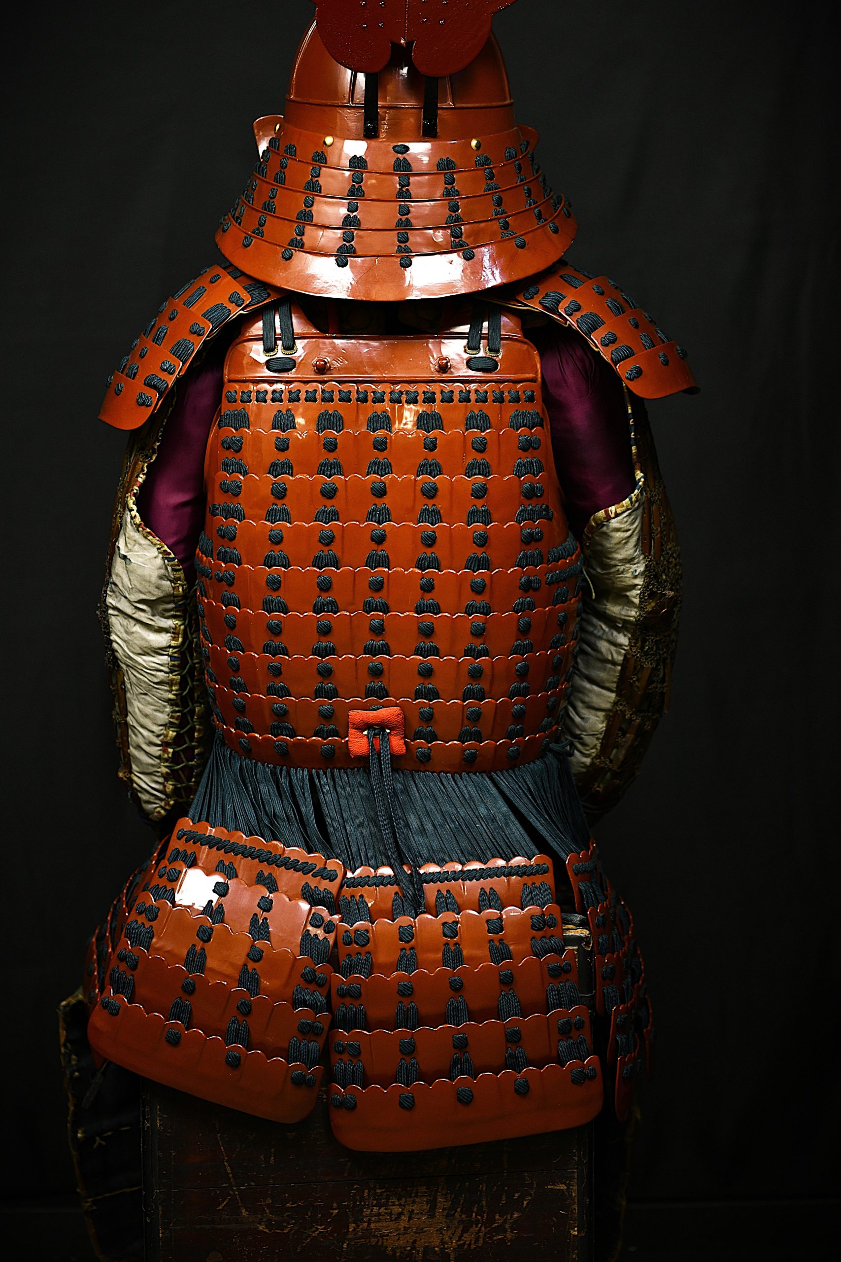 Gusoku vermilion