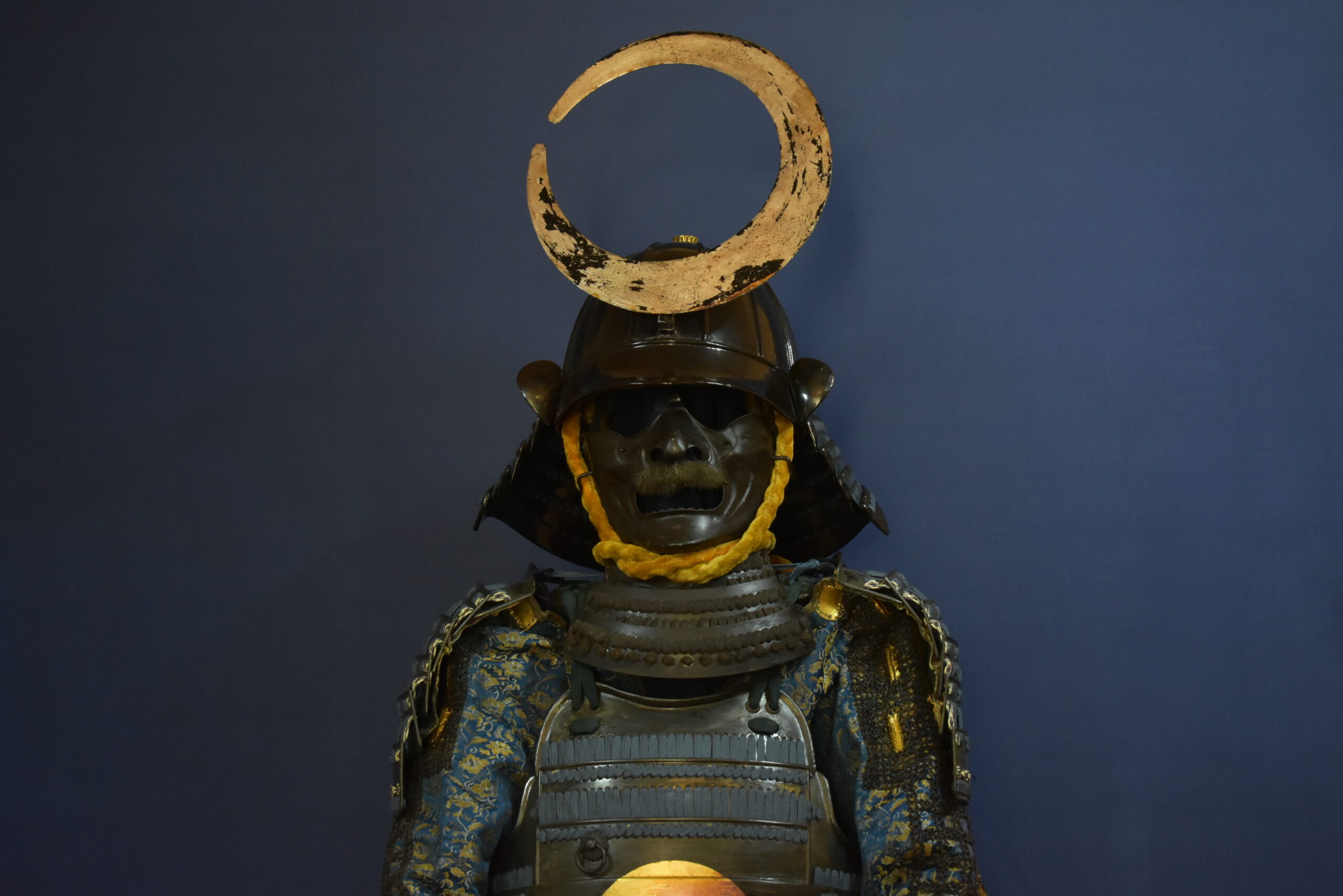 Yoroi Edo Crescent moon
