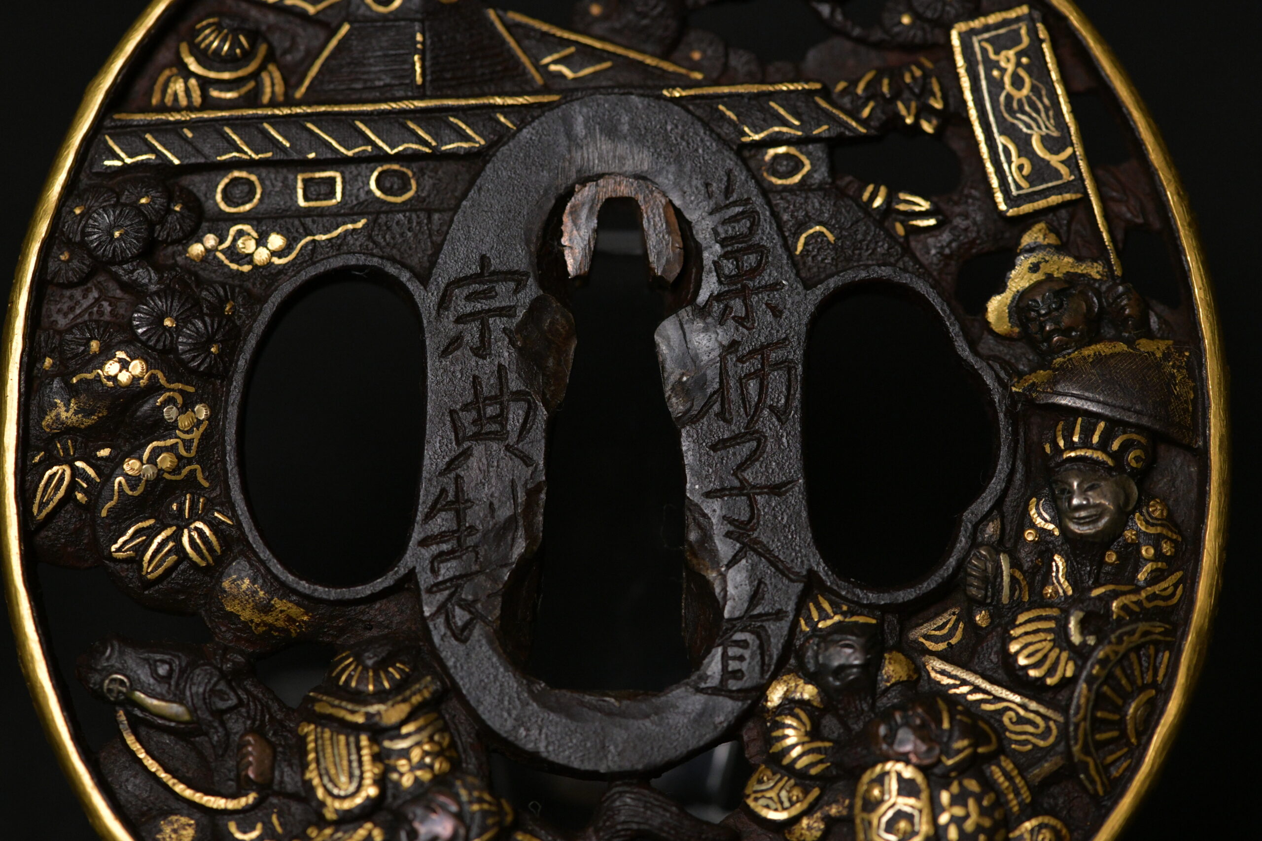 Marugata Soten Iron tsuba