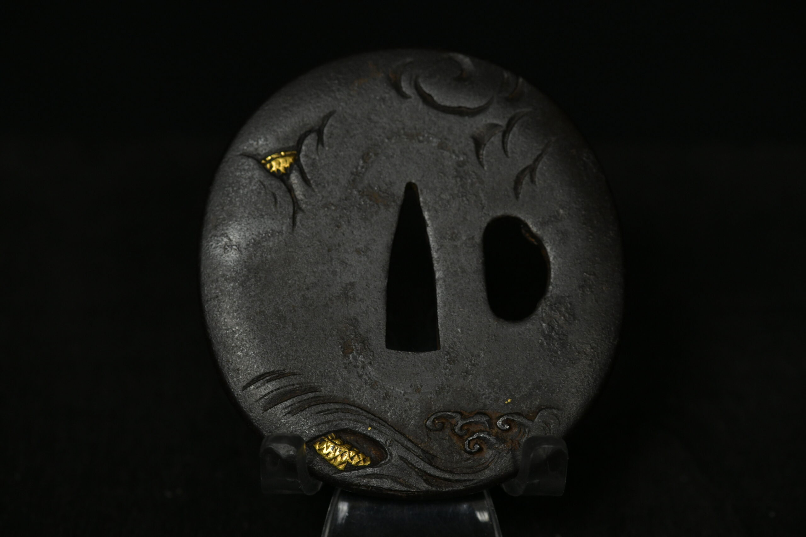 Marugata Iron ryu tsuba