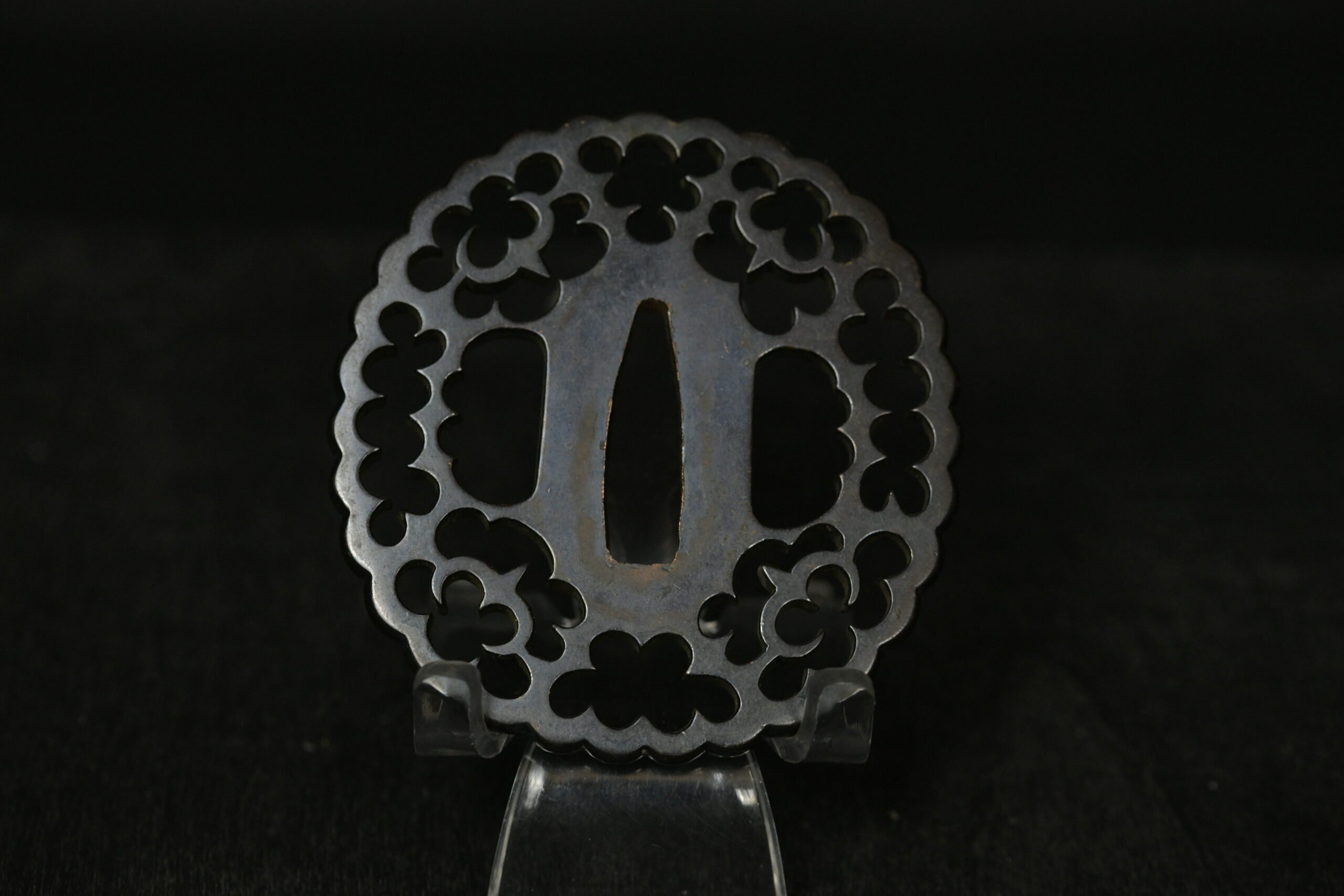 Kikugata shakudo openwork tsuba