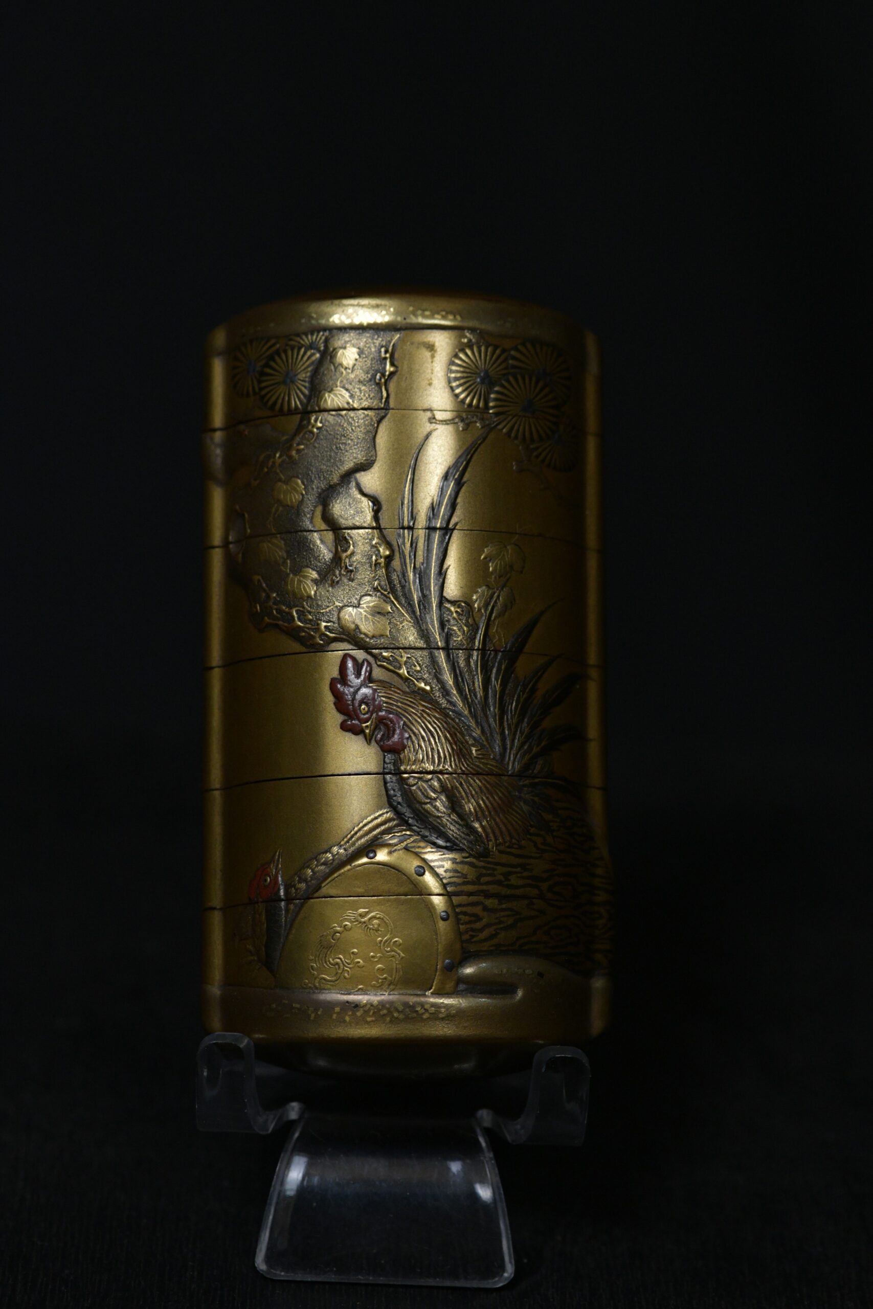 Inro Rooster and hen