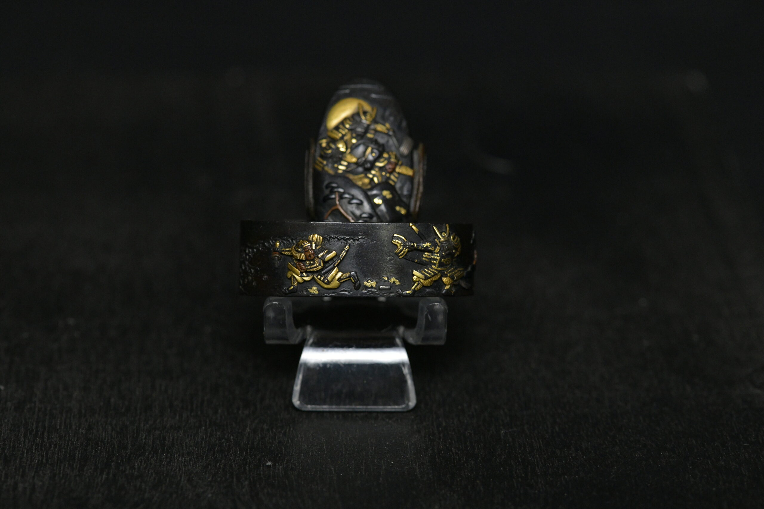 Fuchi kashira shakudo scene