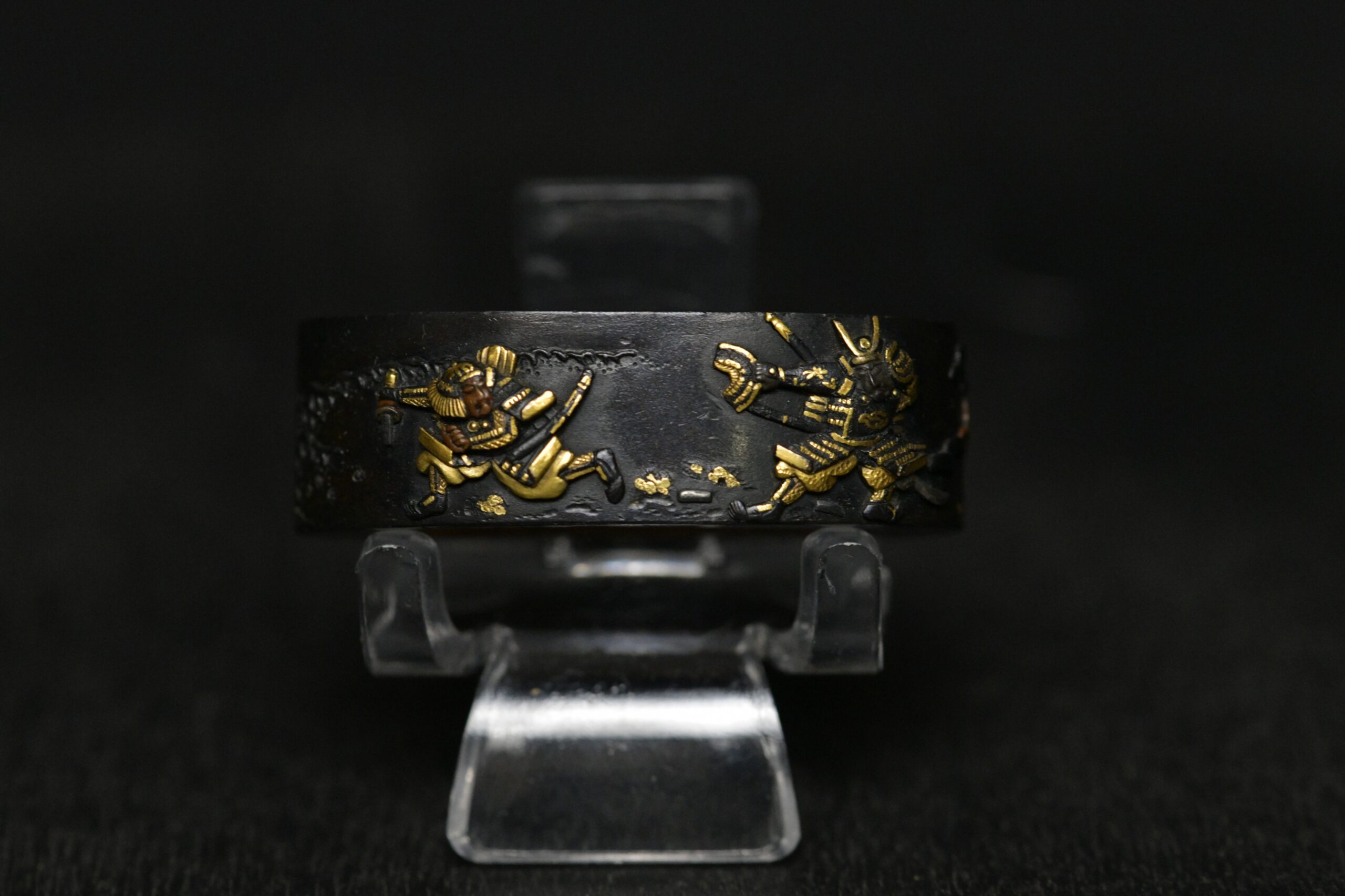 Fuchi kashira shakudo scene