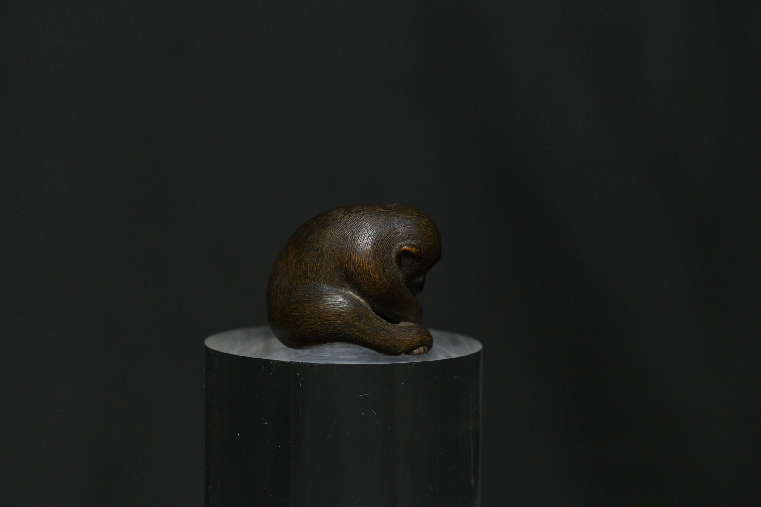 Netsuke monkey wood shibayama