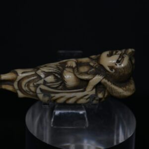 Netsuke seinnen drafon ivory