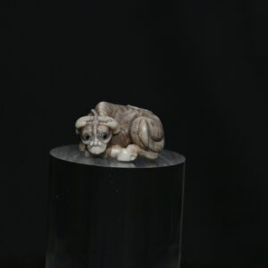 Netsuke lying ox ivory