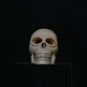 Netsuke Skull ivory