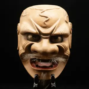 Nō-masker Beshimi Akujo