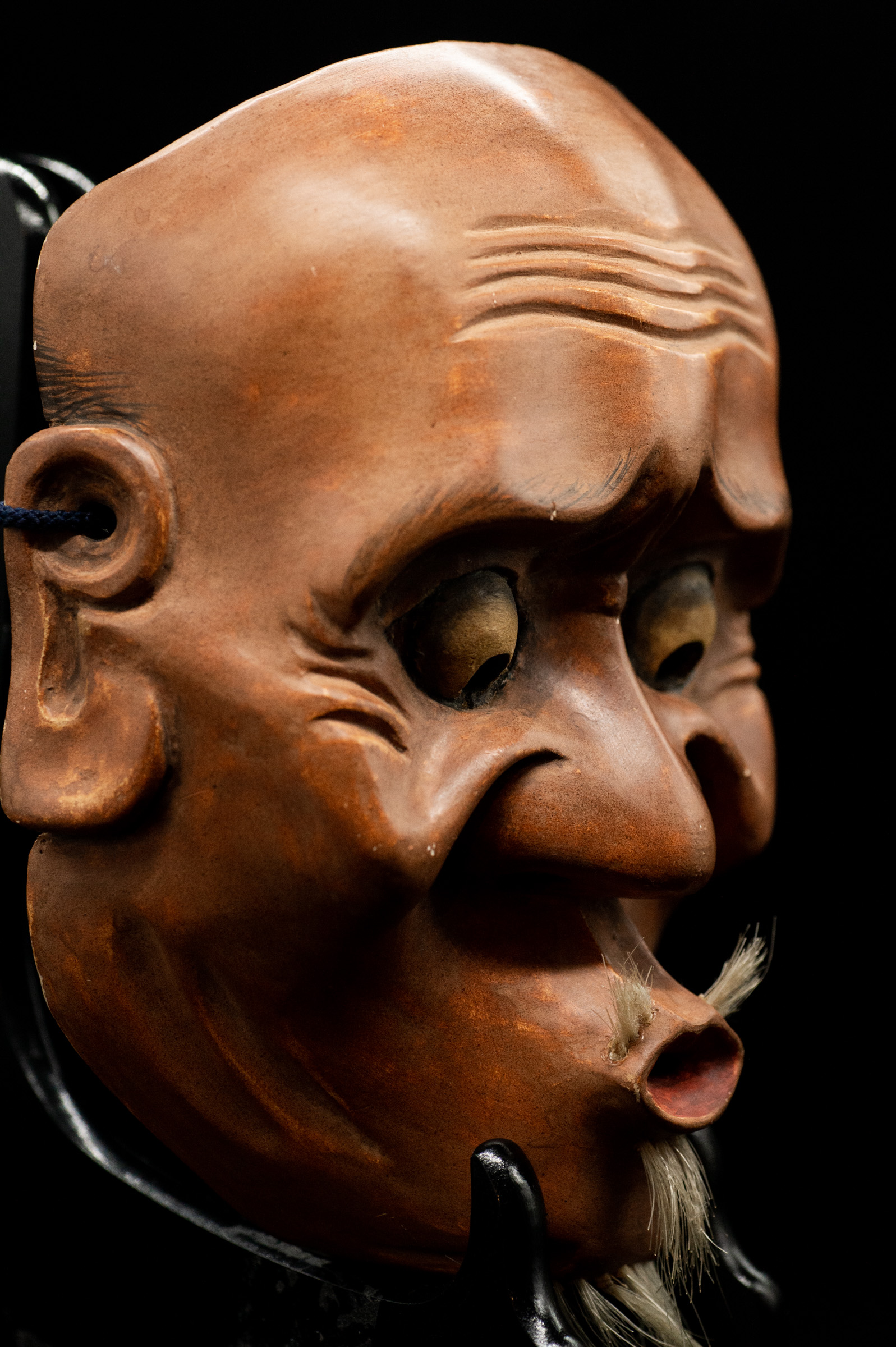 Noh mask usobuki