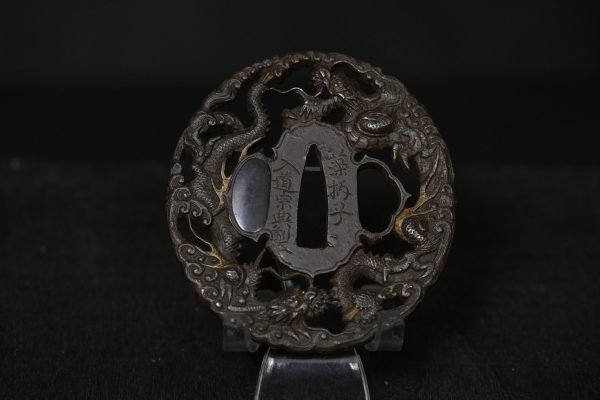 Marugata iron dragon tsuba