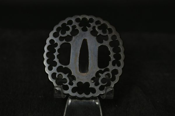 Kikugata shakudo openwork tsuba